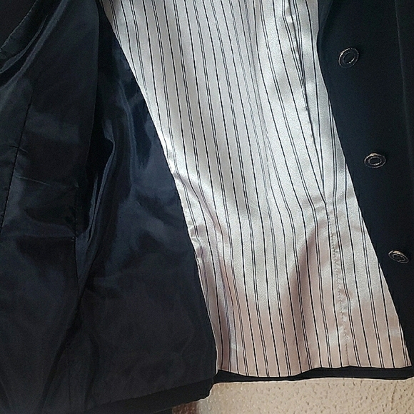 Tahari Navy Blue Button Up Blazer Professional Classic Modern Formal Womens Sz 4 - Picture 9 of 10